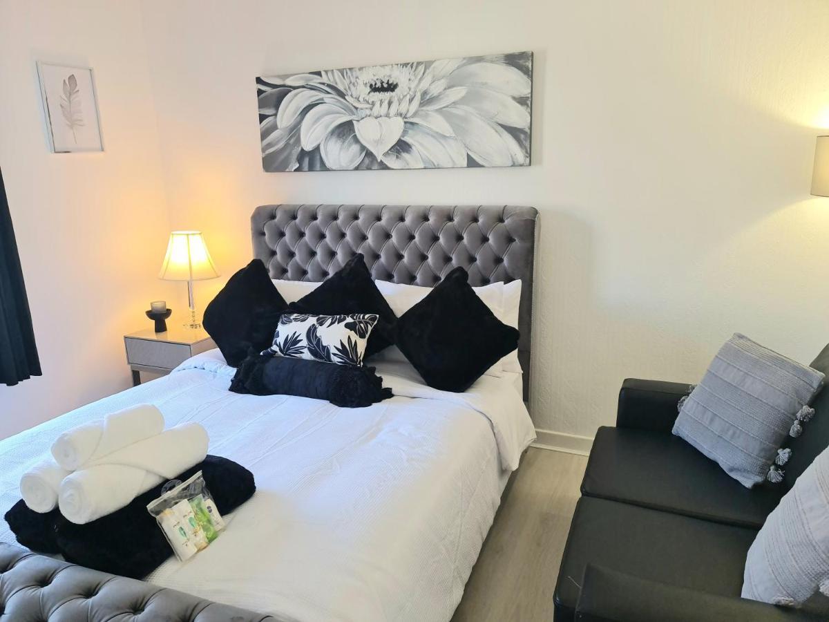 Immaculate 3-Bedrooms Dundee Apartment מראה חיצוני תמונה