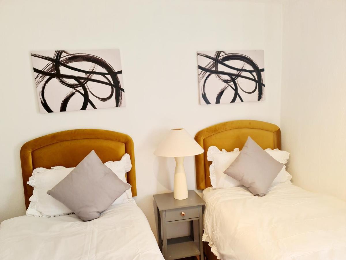 Immaculate 3-Bedrooms Dundee Apartment מראה חיצוני תמונה